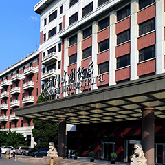 亚洲精品久久久久中文字幕二区