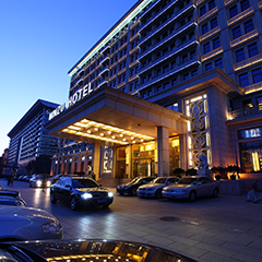 亚洲精品久久久久中文字幕二区