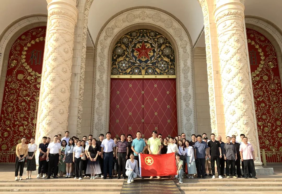 亚洲精品久久久久中文字幕二区