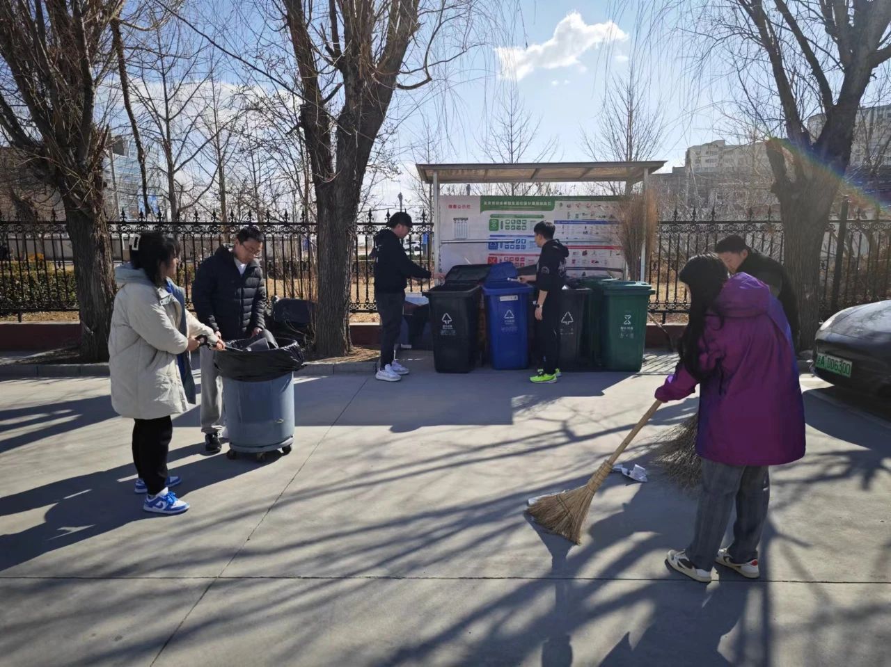 亚洲精品久久久久中文字幕二区