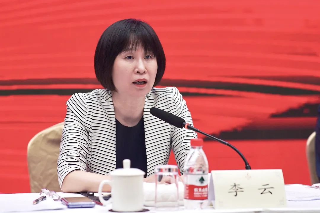 亚洲精品久久久久中文字幕二区