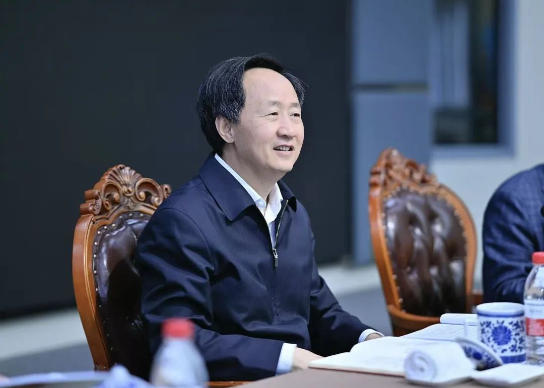 亚洲精品久久久久中文字幕二区