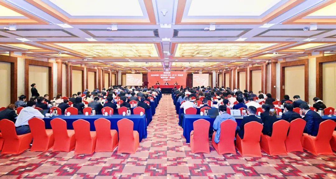 亚洲精品久久久久中文字幕二区