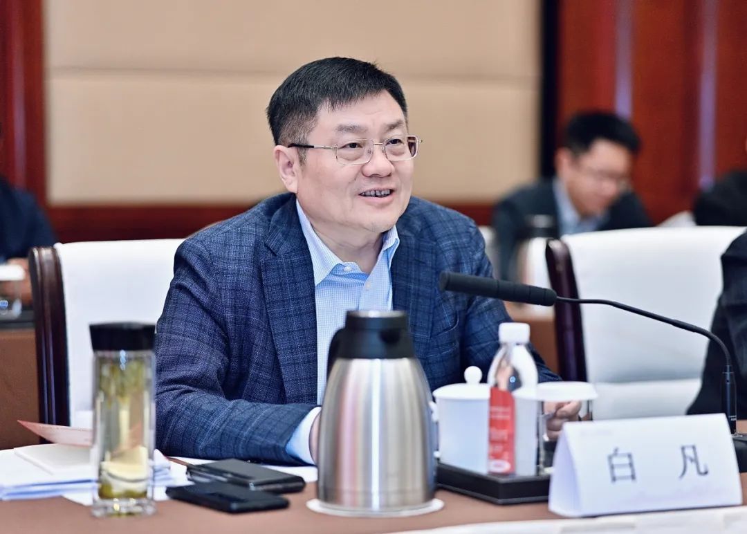 亚洲精品久久久久中文字幕二区