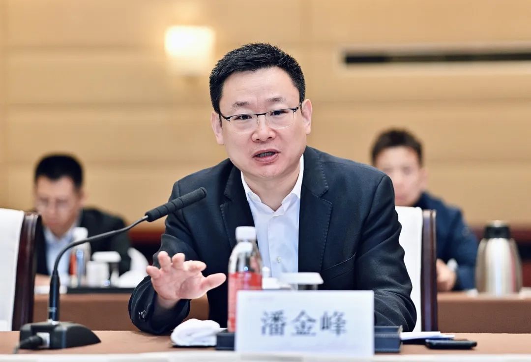 亚洲精品久久久久中文字幕二区