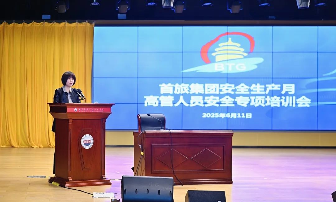 亚洲精品久久久久中文字幕二区