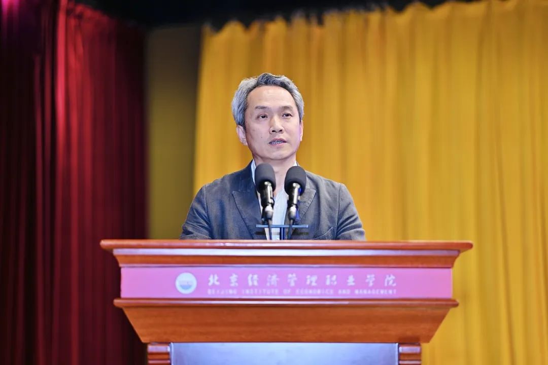 亚洲精品久久久久中文字幕二区