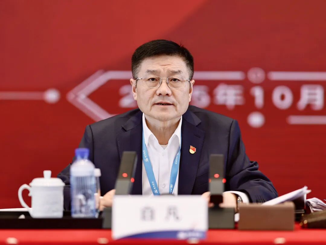 亚洲精品久久久久中文字幕二区